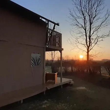 Tente Du Hautoreille Luxury tent Bannes (Haute-Marne)