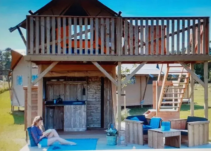 Tente Du Hautoreille * Bannes (Haute-Marne)